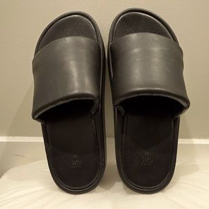 Black platform sandals